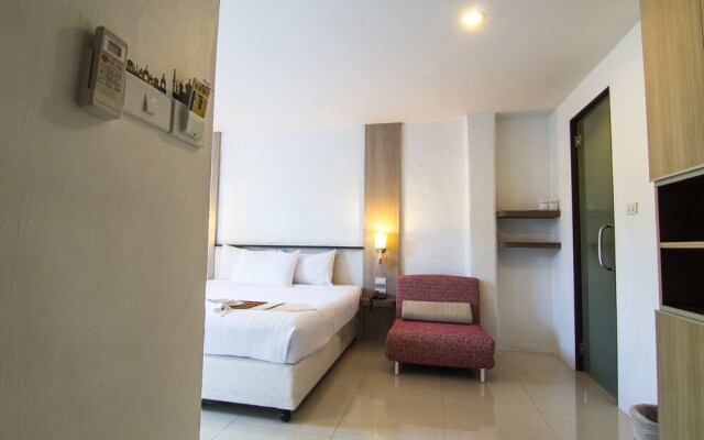 Good Night Cha-am Minitel