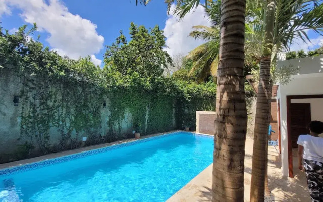 Green Oasis Hotel