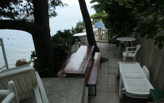 Studio apartment Branka - at the beach: SA2 Stanici, Riviera Omis