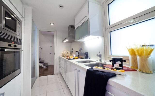 Victoria City Center 2