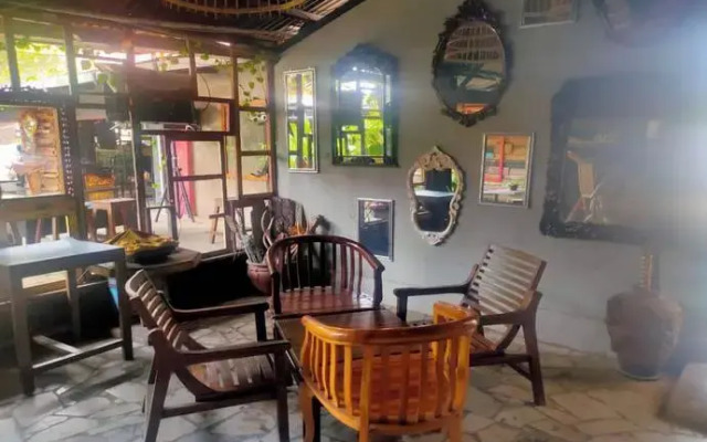OYO 91179 Hotel Lagalleria
