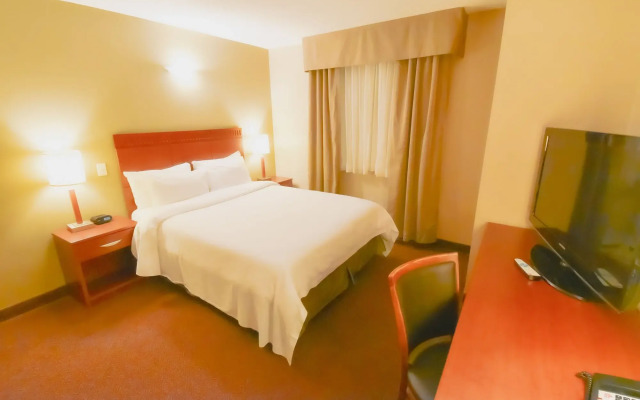 Canad Inns Destination Centre Fort Garry