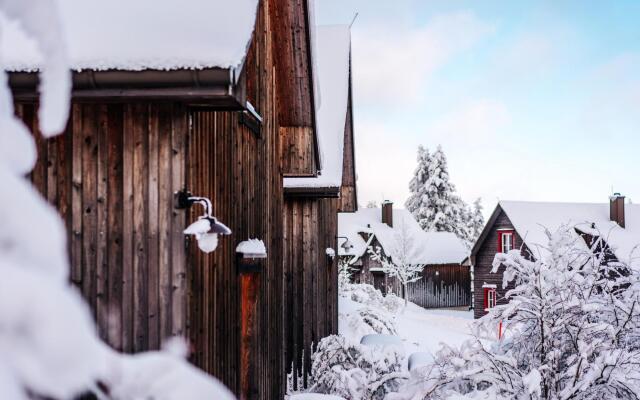 Semi-detached Houses, Turf House