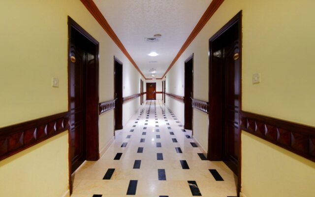 Hotel Golden Oasis