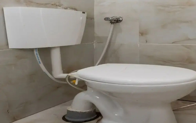 OYO 18959 Pin Point Inn