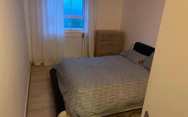 Room in Apartment - Normanton - Deluxe Double Room