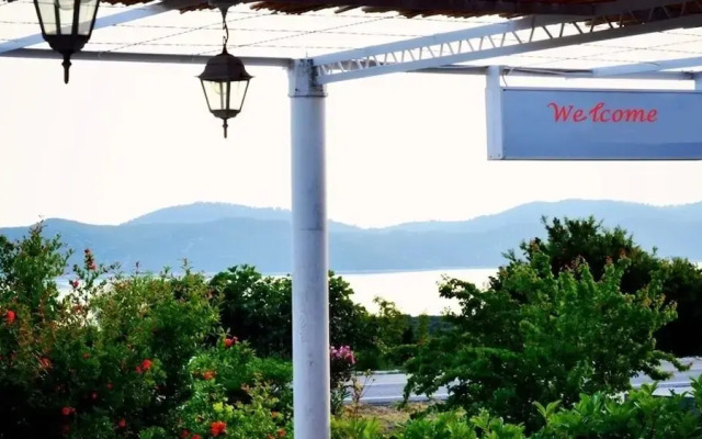 Zdravko - sea View & Peaceful Nature - H