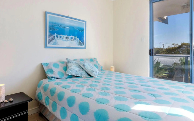 Nautilus 6 Beach Front Bliss