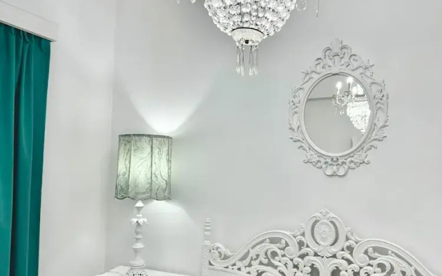 Lora Home by Frangki