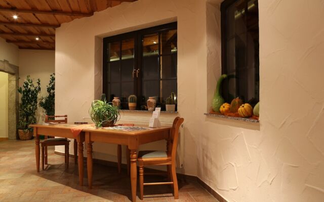 Gasthaus und Hotel Rote Schenke