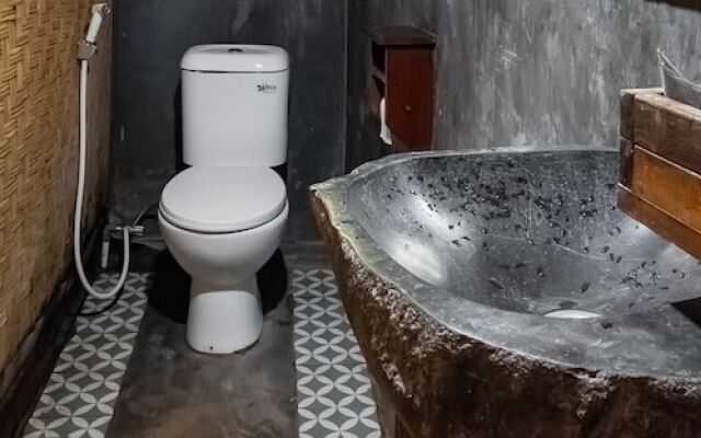 TwoSpaces Living at Kayu Beach Villa