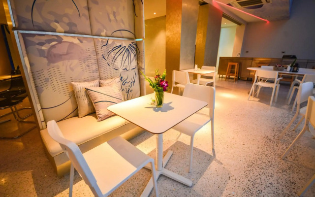 Comet Hotel Suratthani