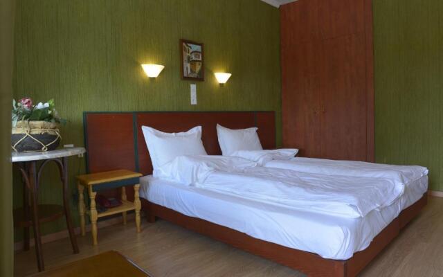 Hotel Galaxy