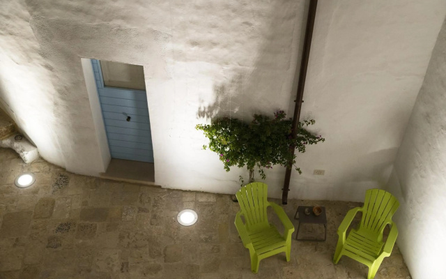 Fenisia Guest House