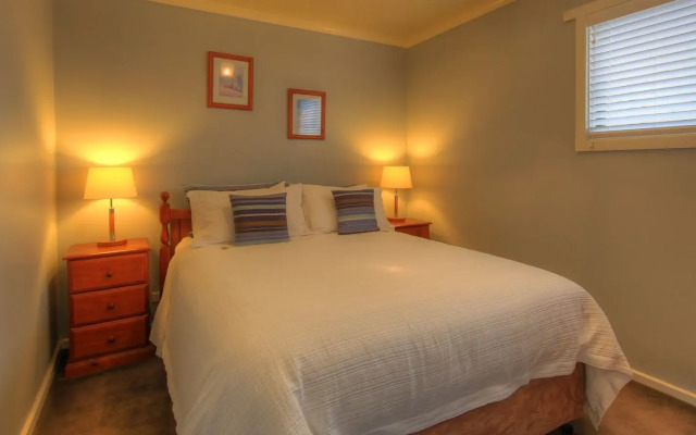 Stanley Village Waterfront Accommodation