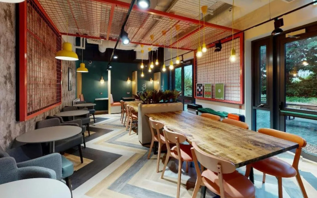 Student Only Private Room at Collingwood