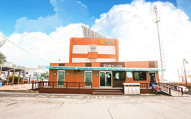 Yeongheung-do Naduri Pension