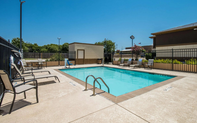 Best Western Temple Inn & Suites