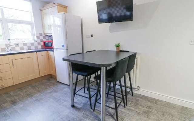 Woodside Guest House