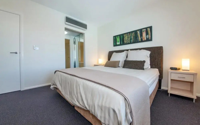 Pacific Blue Apartment 278, 265 Sandy Point Road