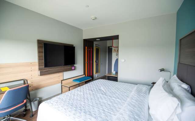 TRU By Hilton Allen Dallas