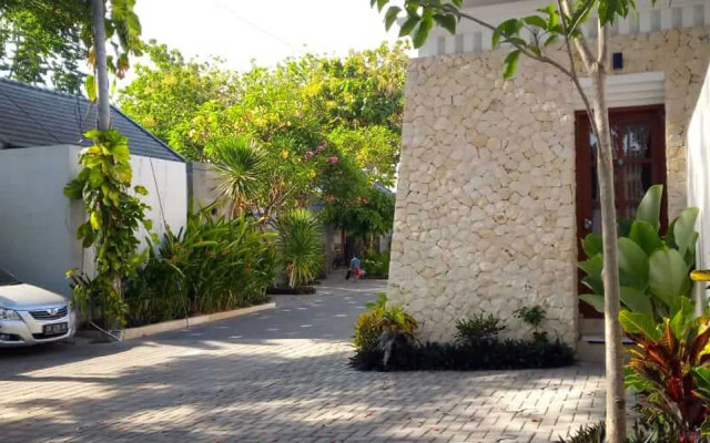 Omatha Village