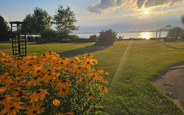 Hotel Oasis Lac StLouis
