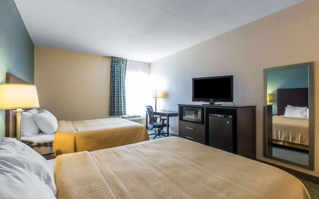 Quality Inn Fitzgerald