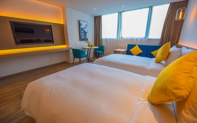 Auraya by Suning Nanjing Hexi