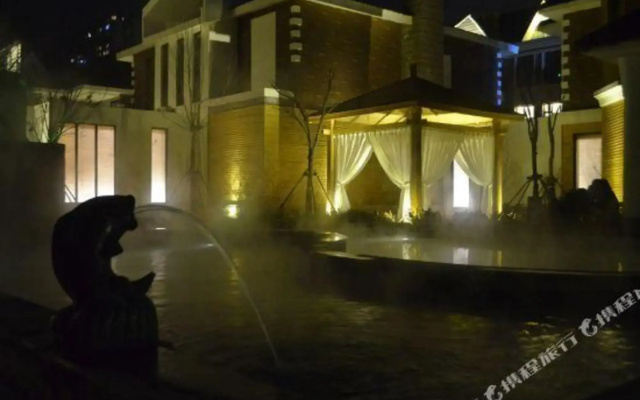 Longyi Hot Spring Resort