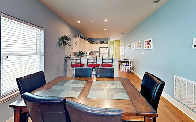 Spinnaker House - Four Bedroom Home