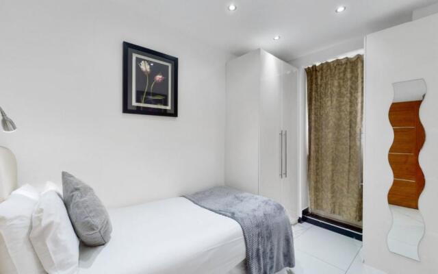 Bryanston Apartments