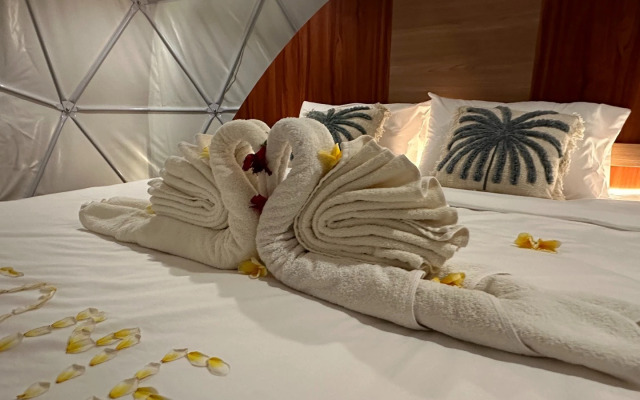 Glamping @ Pebbles & Fins by ZUZU