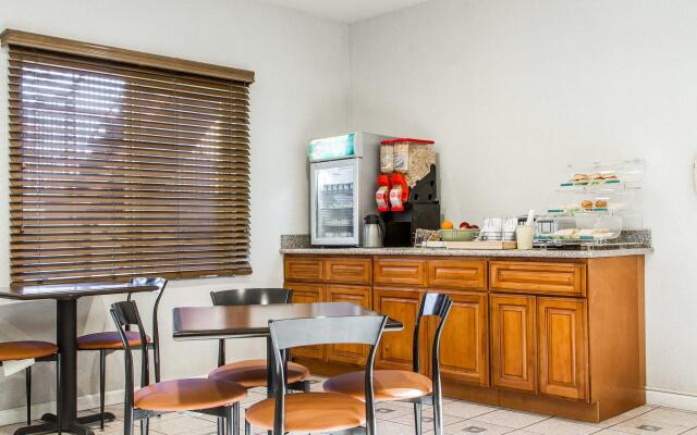 Quality Inn Fresno Near University