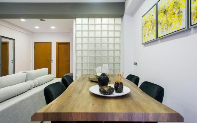 Athenalux Apartment Modern Bright