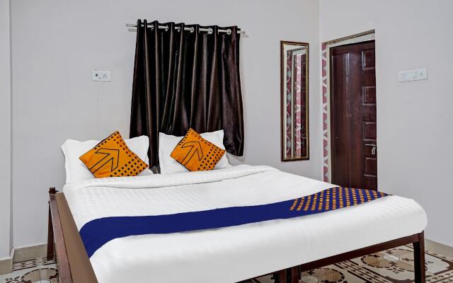 OYO Flagship 79211 Hotel Shivam