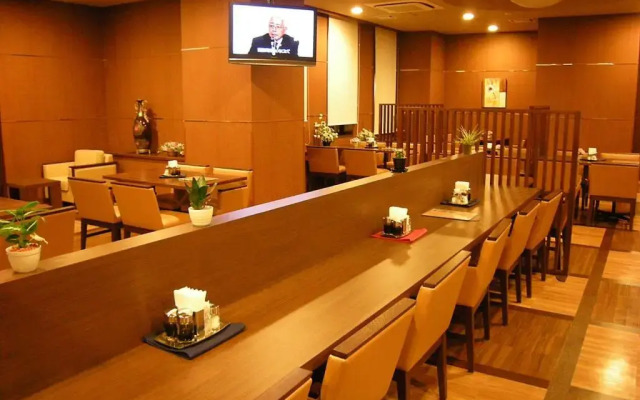 Hotel Route-Inn Aomori Chuo Inter