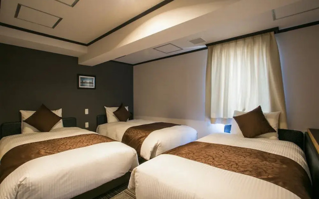 Hotel Yamanishi Welfare Memorial Hall