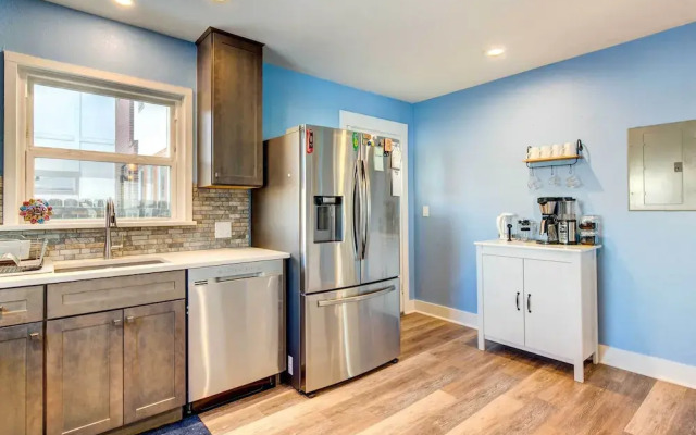 Pet-friendly Denver Home: Walk to Restaurants