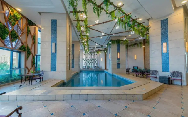 Violet Hotel