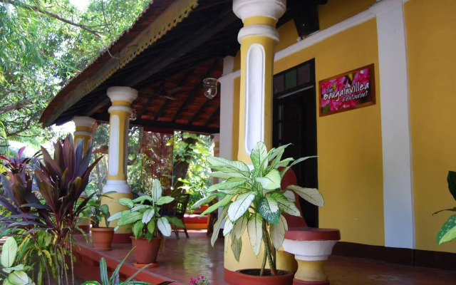 Granpa's Inn Hotel Bougainvillea