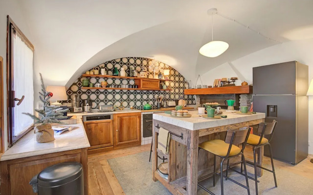 La Baita 1800 Ski In Ski Out