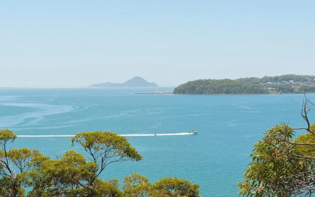 The Family Entertainer - with sweeping water views