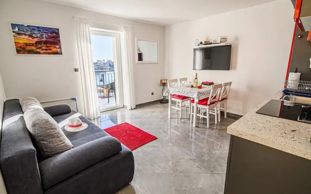Sleek and Stylish Umag Apartments With Sea View