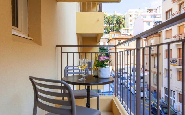 Villa Serafina Apartments