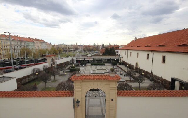 Prague Castle View Apartment