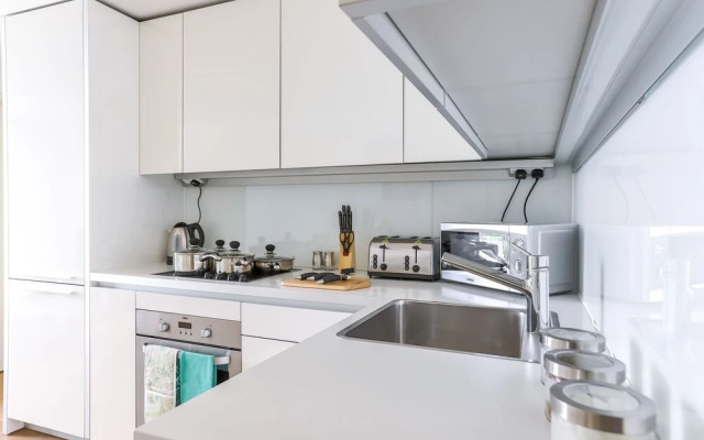 High Living Cosy Flat Next to Zone 1