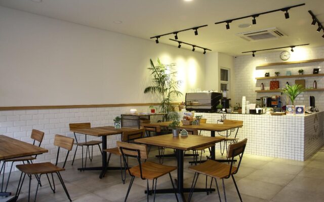 Casa Living Senayan
