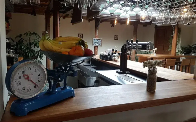 The Cranky Croc Hostel