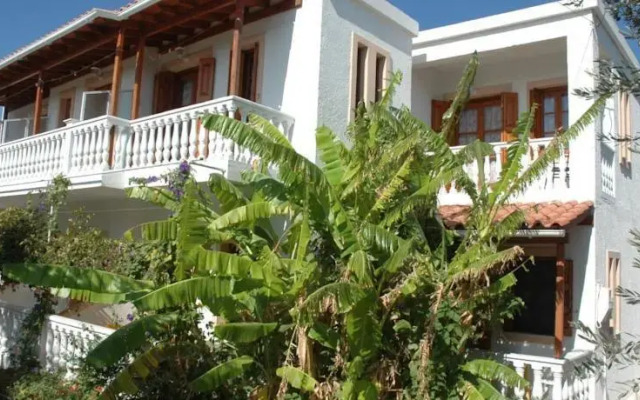 Niki Rena Apartments